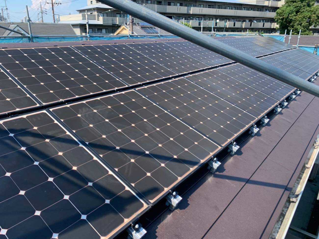 太陽光パネルの設置完了